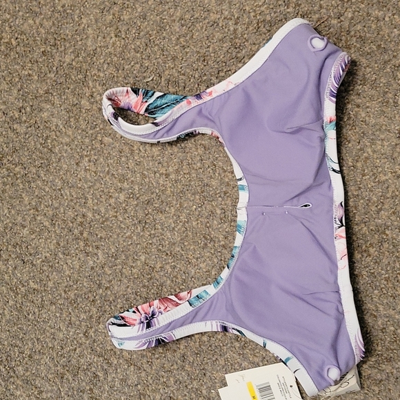 Jessica Simpson swimsuit - Picture 8 of 10